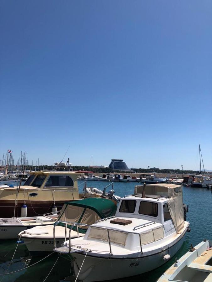 Apartmani Bolero - Obiteljski Odmor Vodice Esterno foto